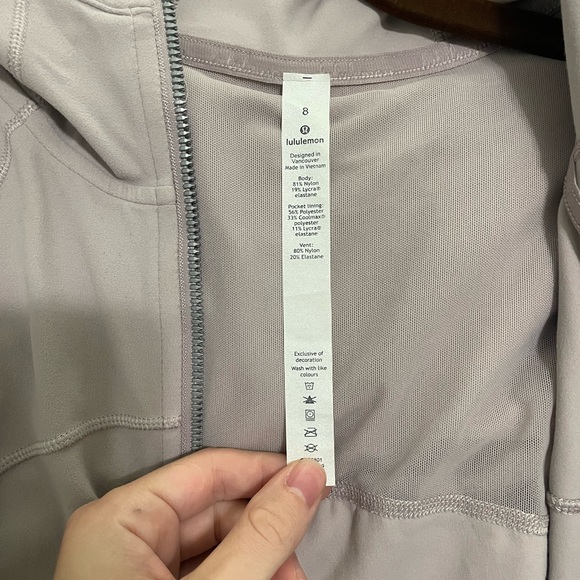 Lululemon jacket - Picture 3 of 3